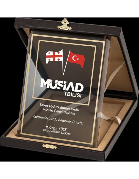 PB2003 Altın Yaldız Kristal Plaket