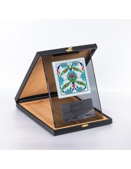 PB1101 Çinili Kristal Plaket