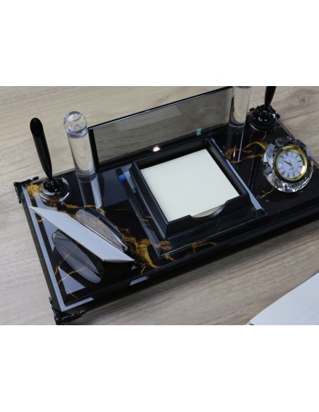 430 Kristal Cam Masa İsimliği