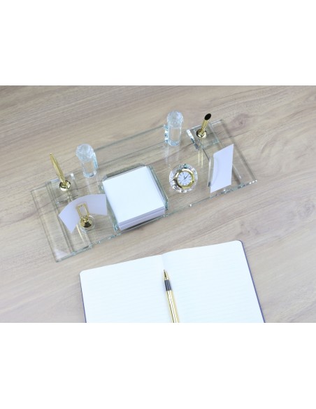 501 Kristal Cam Masa İsimliği