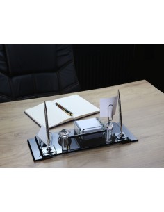 502 Kristal Cam Masa İsimliği