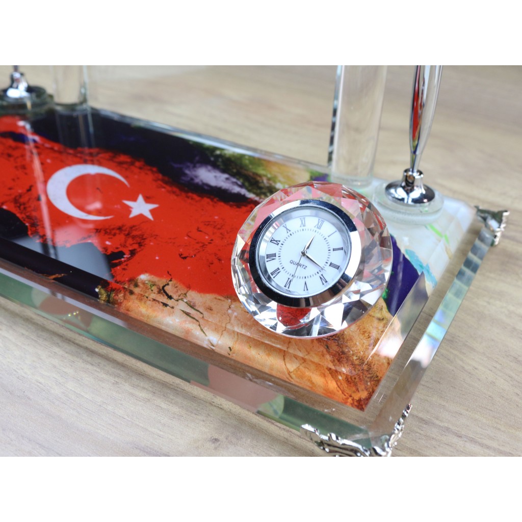 407 Kristal Cam Masa İsimliği