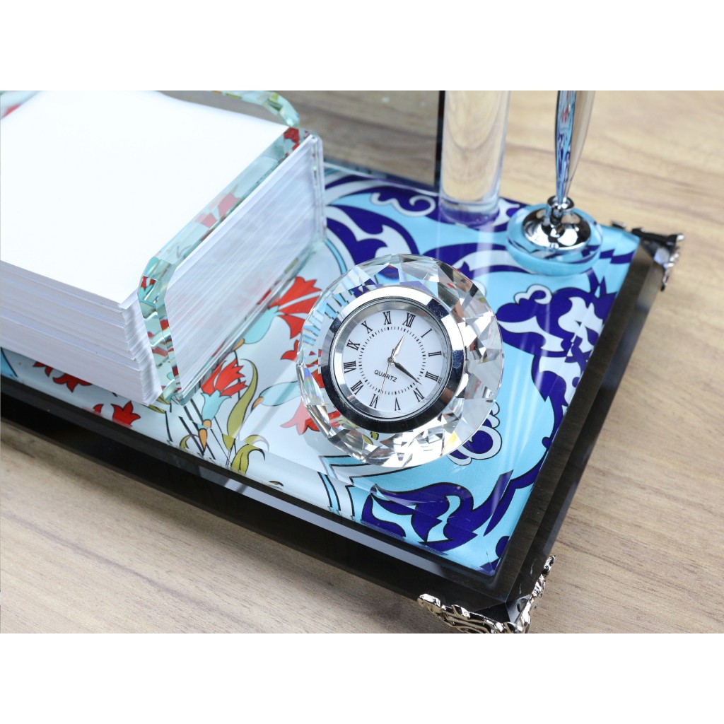435 Kristal Cam Masa İsimliği